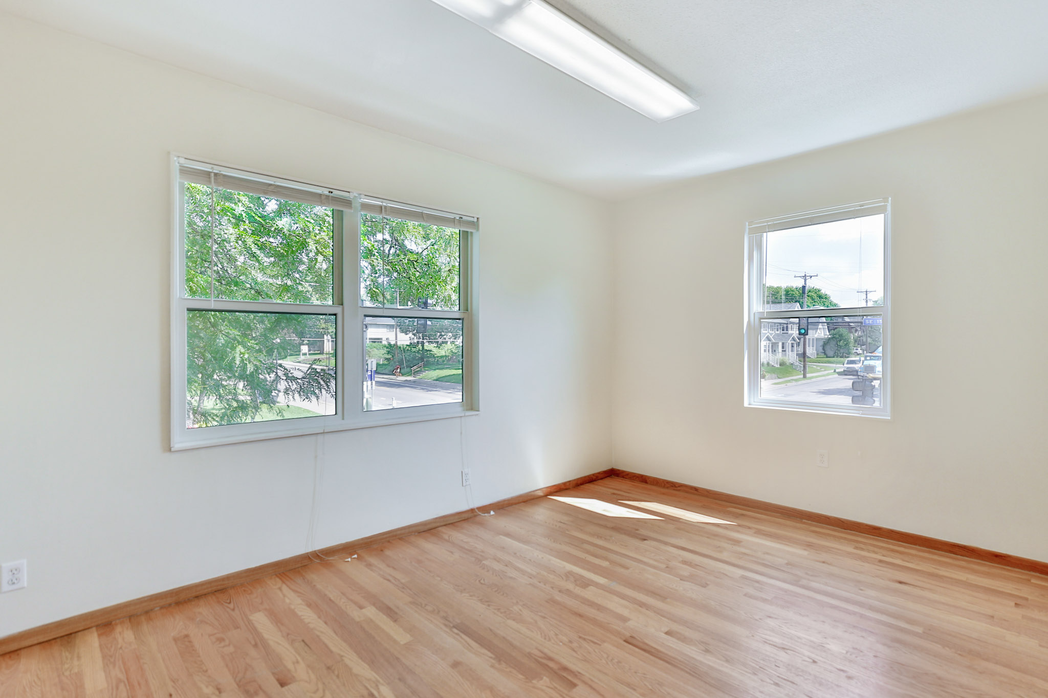 Bedroom at 837 15th Ave SE, Minneapolis, MN